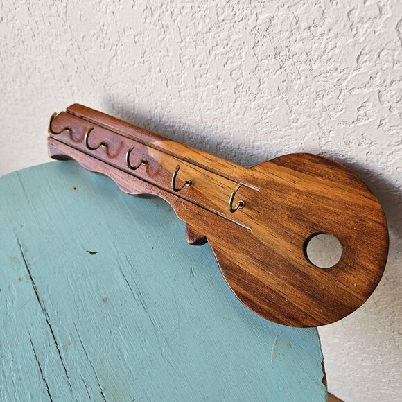Vintage Key Shaped Hooks Hanging Holder Wall Mounted Solid Wood Decor - Picture 3 of 7
